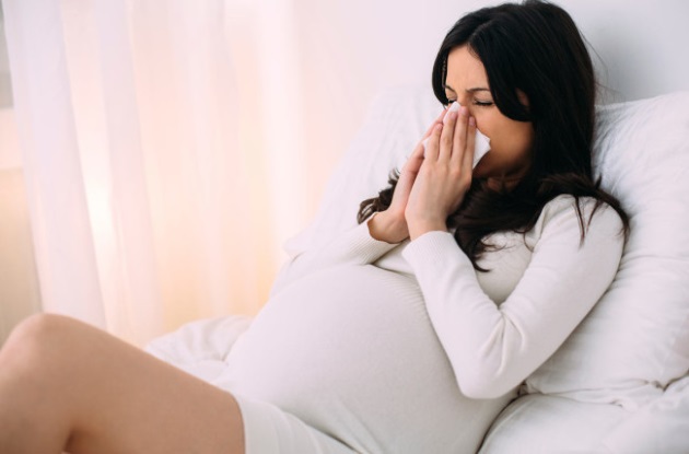 Беременная: лечение називином